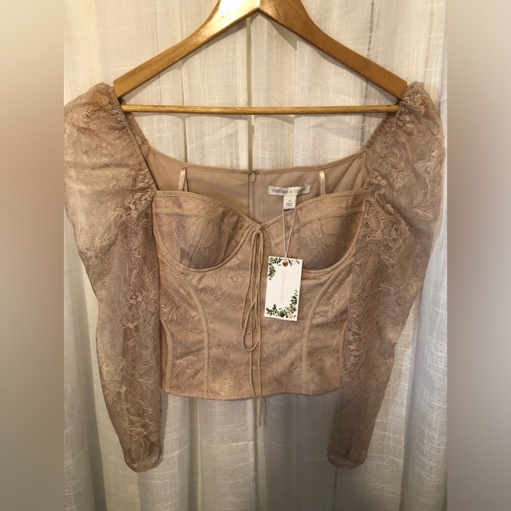 Chelsea & Violet Beige Corset Lace Puff Sleeve Top NWT Size 4
